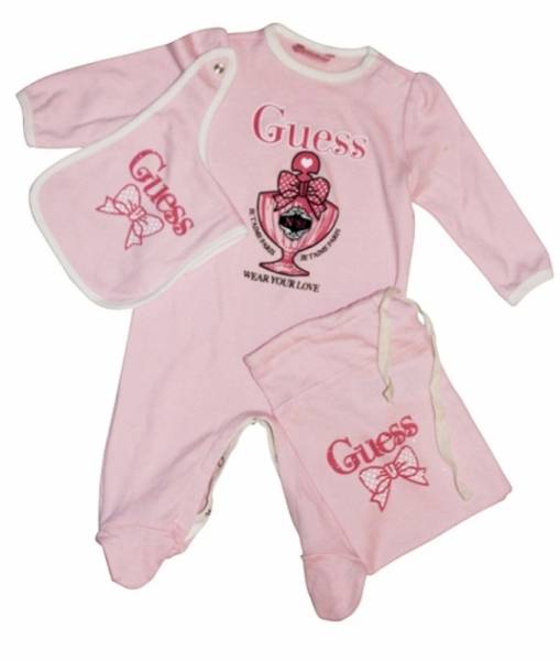 Guess Enfant Set Pyjama et Bavoir Rose 36 mois