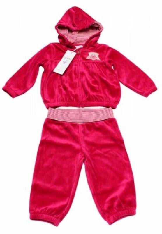 Guess Enfant Ensemble Sportswear Rose Cerise 12 mois Guess Enfant Ensemble Sportswear Rose Cerise 12 mois