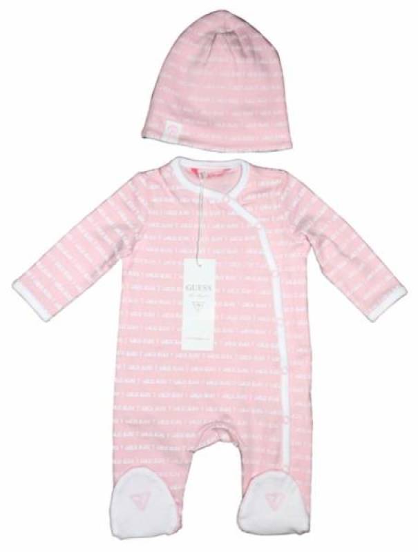 Guess Enfant Pyjama et Bonnet Rose 12 mois Guess Enfant Pyjama et Bonnet Rose 12 mois