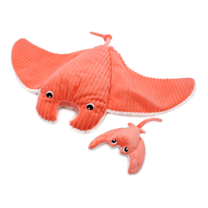 Peluche Raie Manta Corail Maman et Bebe Mantalou Ptipotos de chez Les Déglingos, collection Les Ptipotos