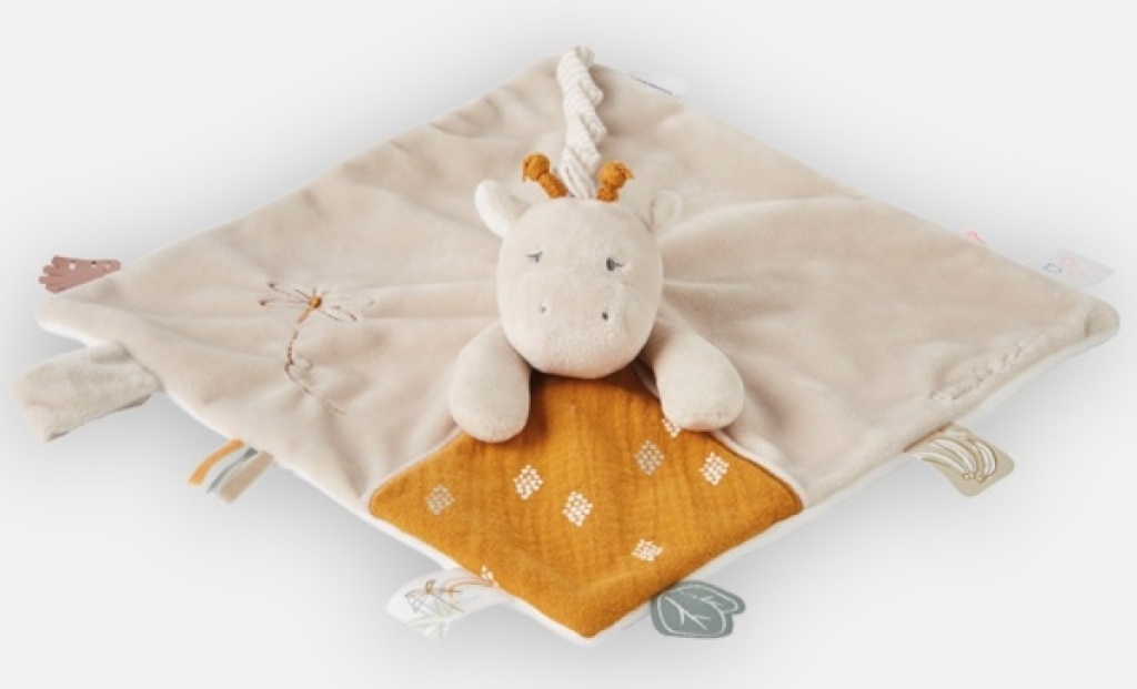 Doudou Girafe Tiga Noukies Doudou Girafe Tiga de chez Noukies, collection Tiga Stegi et Ops