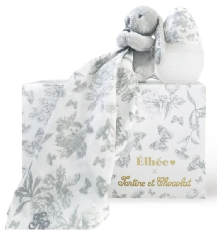 Coffret Biberon et Doudou Toile de Jouy Gris Elhée et Tartine et Chocolat Tartine et Chocolat Coffret Biberon et Doudou Toile de Jouy Gris Elhée et Tartine et Chocolat de chez Tartine et Chocolat, collection Toile de Jouy