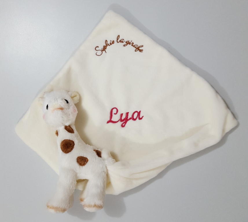 SOPHIE LA GIRAFE - Doudou Sophie Chérie - Peluch…