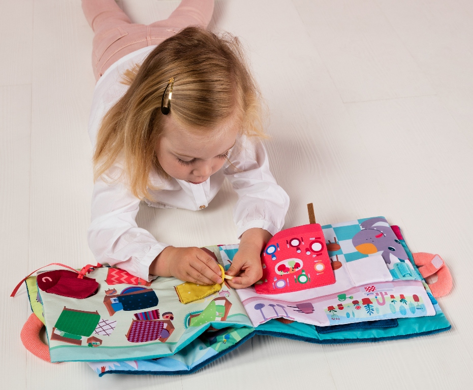 Livre Apprentissage le Loup et les 7 Chevreaux
