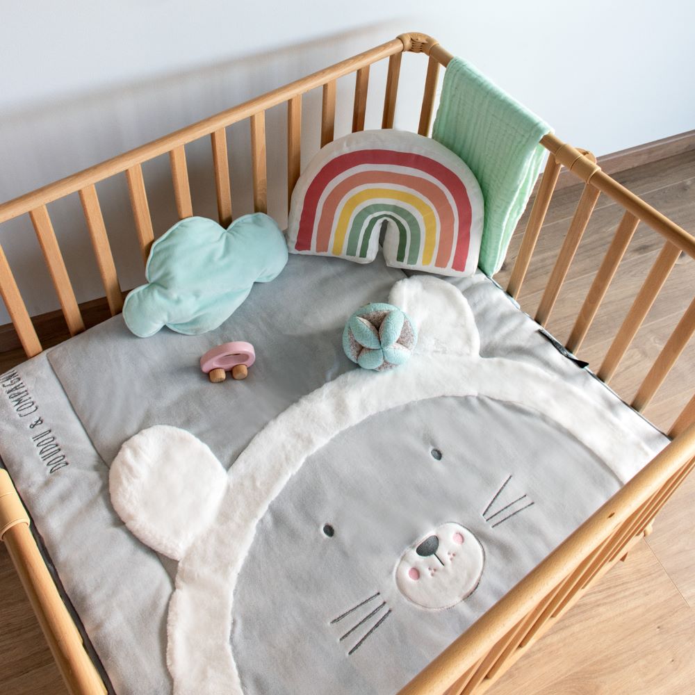 Doudou Et Compagnie Tapis De Parc Tapidou Lion 100x100 Cm Livraison Gratuite 24 48h Doudou Et Compagnie Tapis De Parc Tapidou Lion 100x100 Cm Livraison Gratuite 24 48h
