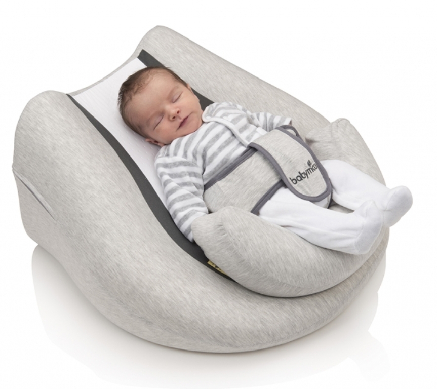 Babymoov Plan Incline Ergonest Smokey Doudouplanet Livraison Gratuite 24 48h