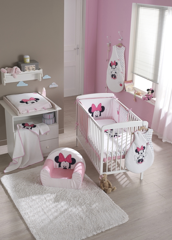 poussette fille minnie